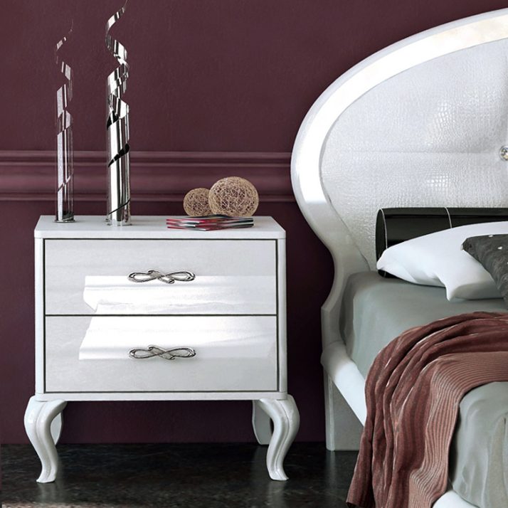 Приліжкова тумба Імперія 2шх.