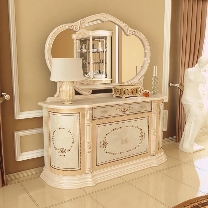 4-door chest of livingroom set Chicago