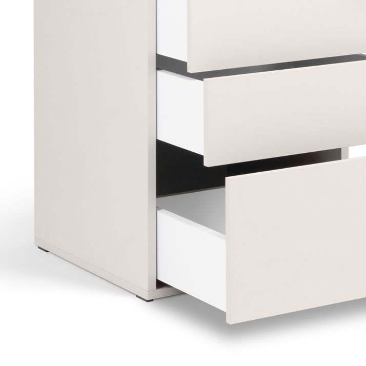 5-drawer dresser of bedroom set Tony